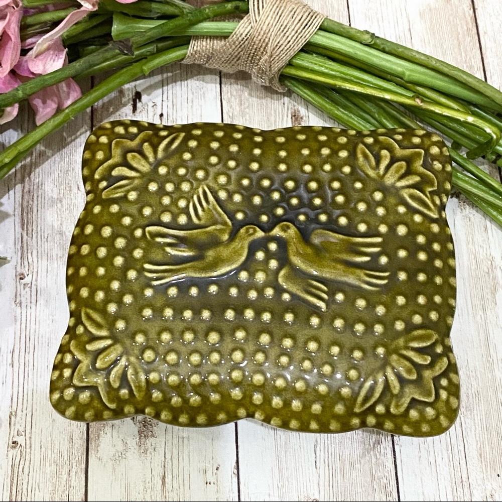 Made in USA 800 Marked Olive Ceramic Pottery Glazed Square Covered Trinket Dish